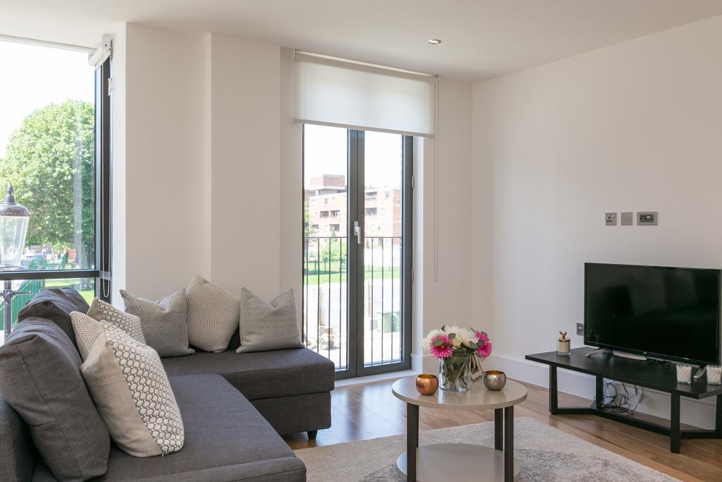 Portobello Apt With Floor-To-Ceiling Views Лондон Екстериор снимка