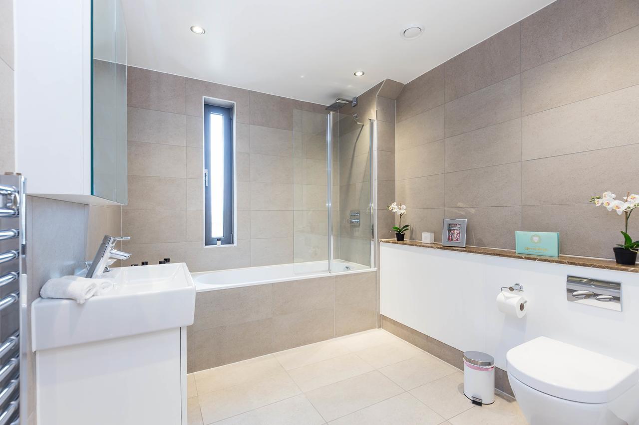 Portobello Apt With Floor-To-Ceiling Views Лондон Екстериор снимка